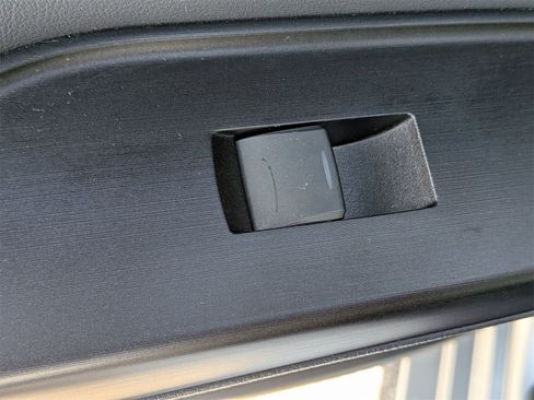 Used 2019 Lexus ES 300h w/ Premium Package image 30