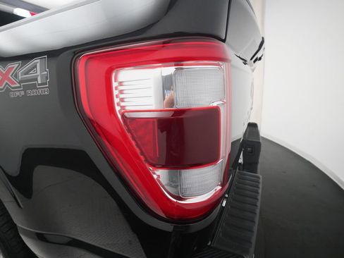 Used 2022 Ford F150 Lariat w/ Equipment Group 502A High image 31