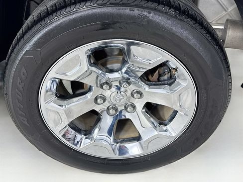 Used 2019 RAM 1500 Big Horn AWD/4WD image 41