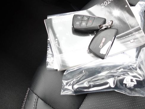 Used 2024 GMC Sierra 1500 Elevation image 35