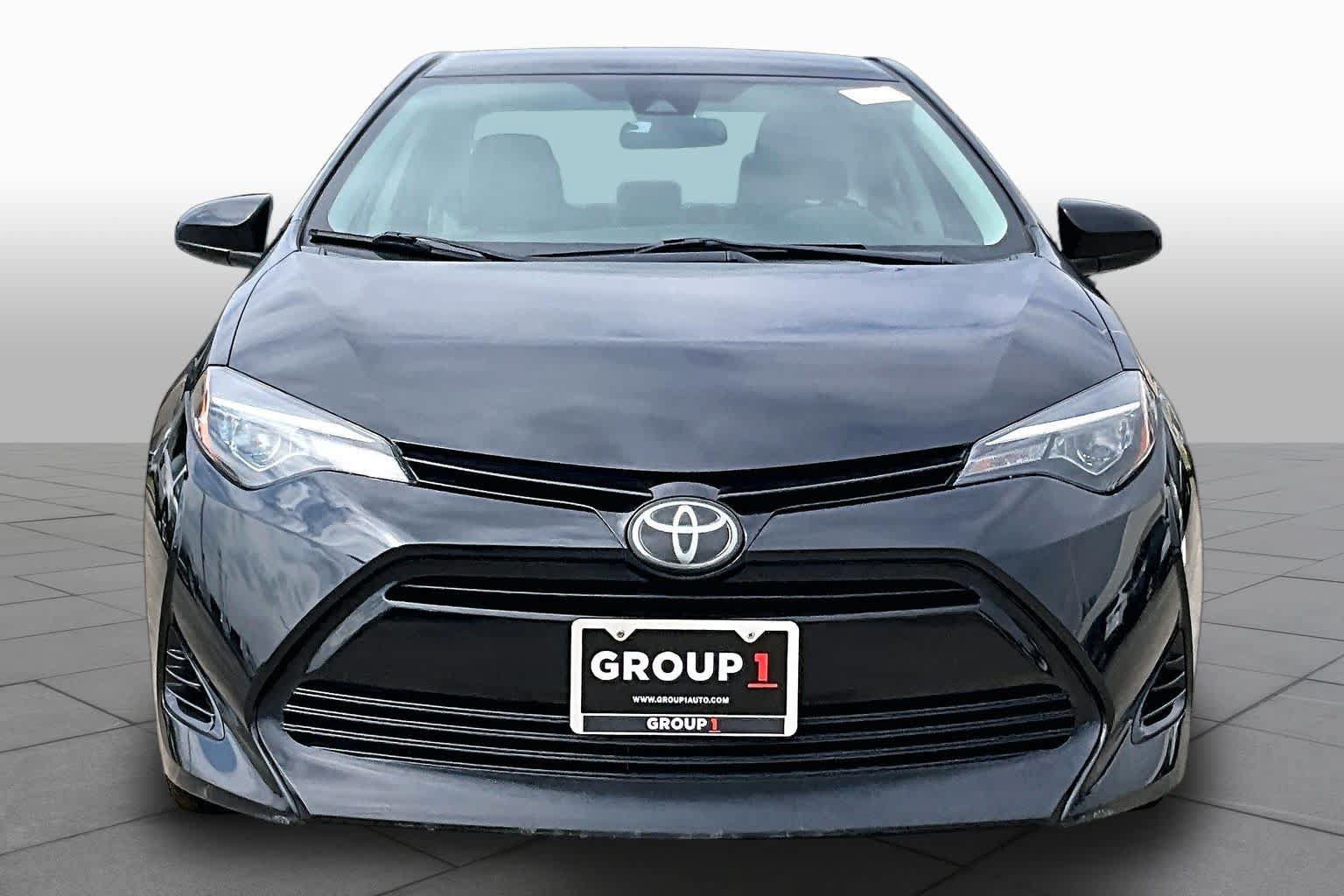 Used 2018 Toyota Corolla LE FWD image 4