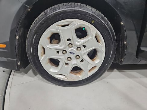 Used 2010 Ford Fusion SE image 26