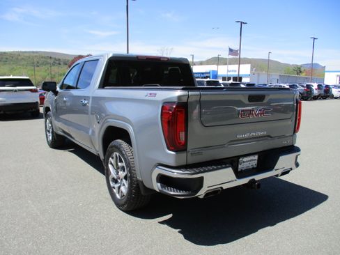 Certified 2023 GMC Sierra 1500 SLT AWD/4WD image 7