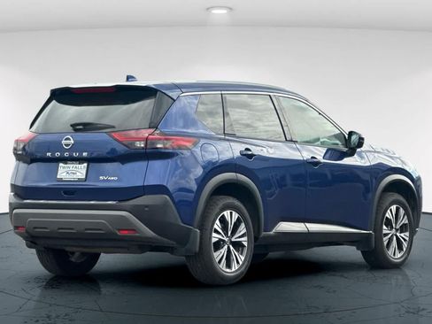 Used 2021 Nissan Rogue SV w/ Premium Package AWD/4WD image 2