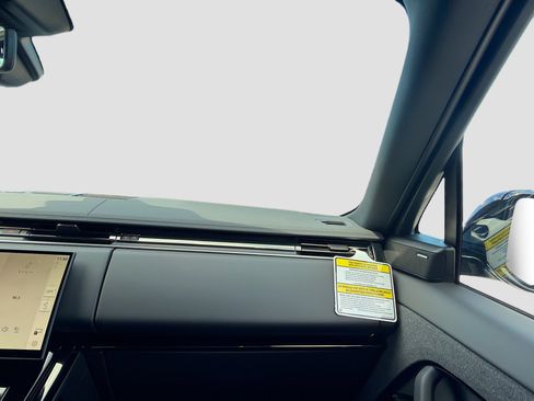 New 2026 Land Rover Range Rover Sport SE image 19