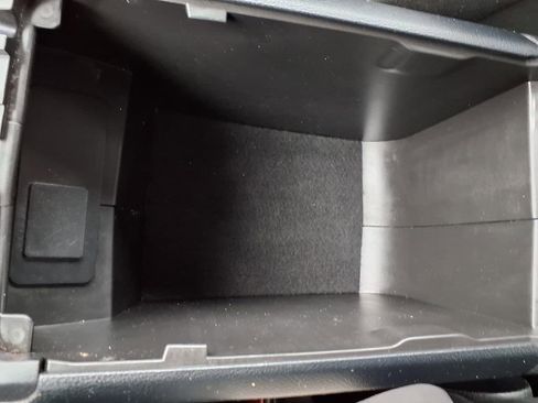 Used 2020 Ford Fusion SE image 21