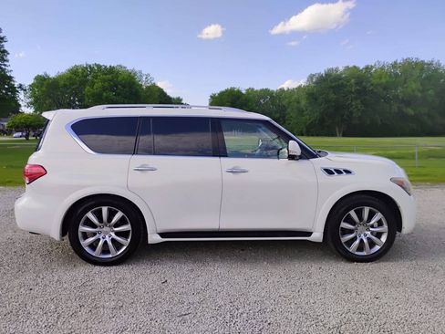 Used 2013 INFINITI QX56 4WD w/ Theater Pkg image 7