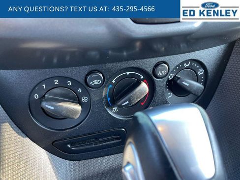 Used 2016 Ford Transit Connect XL image 8