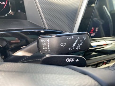 New 2026 Volkswagen Atlas Cross Sport SEL Premium R-Line image 34