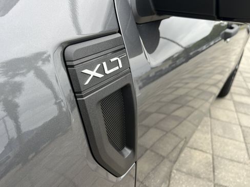 New 2026 Ford Maverick XLT w/ XLT Luxury Package AWD/4WD image 10