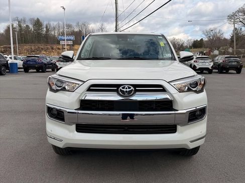 Used 2023 Toyota 4Runner Limited image 13