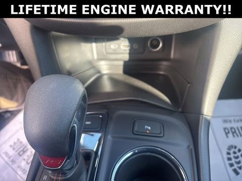 Used 2024 Chevrolet Equinox RS w/ RS Leather Package image 17