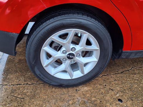 Used 2022 Kia Soul LX w/ Technology Package FWD image 29