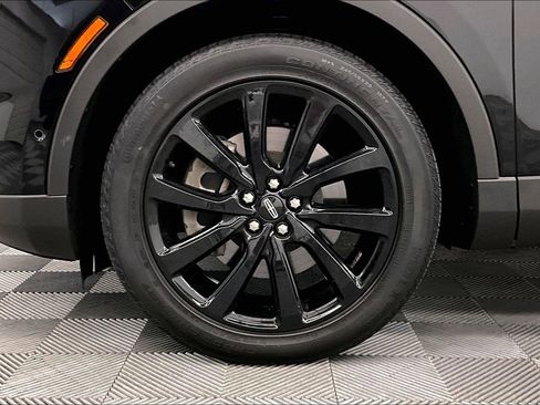Used 2022 Lincoln Nautilus Reserve w/ Equipment Group 201A FWD image 9