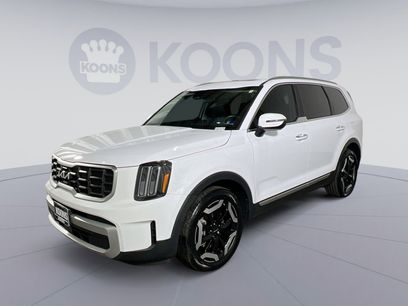 Used 2024 Kia Telluride S w/ S Sunroof Package