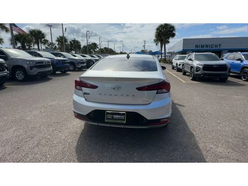 Used 2019 Hyundai Elantra Limited w/ Cargo Package image 3