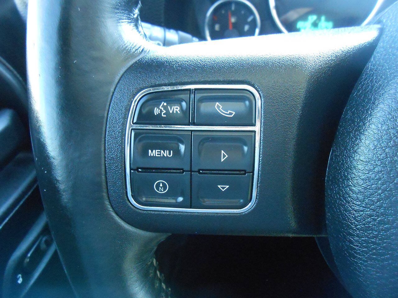 Used 2012 Jeep Wrangler Unlimited Sahara w/ Dual Top Group AWD/4WD image 15