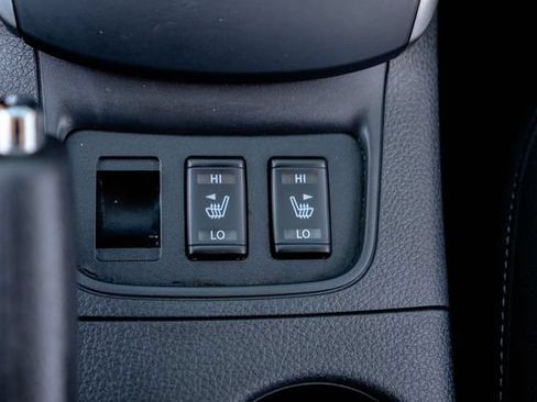 Used 2019 Nissan Sentra SV w/ Special Edition Package FWD image 26