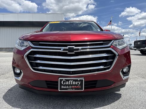 Used 2020 Chevrolet Traverse High Country w/ LPO, Cargo Package AWD/4WD image 3