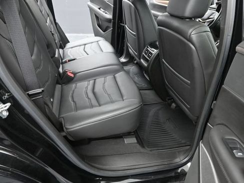 Used 2019 Cadillac XT5 Platinum AWD/4WD image 29
