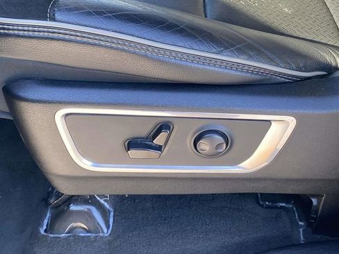 Used 2024 RAM 1500 Laramie image 14