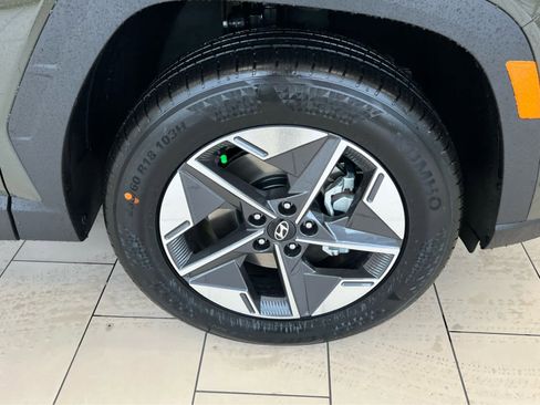 New 2026 Hyundai Tucson SEL image 16