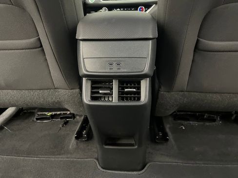 Used 2026 Chevrolet Equinox LT FWD image 21