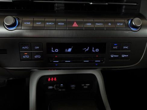 Used 2024 Hyundai Kona SEL AWD/4WD image 27