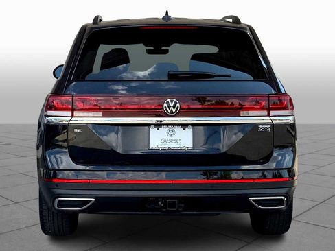 New 2026 Volkswagen Atlas SE image 4