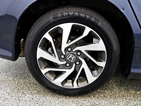 Used 2016 Honda Civic EX image 21