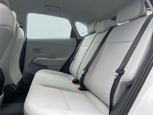 New 2026 Hyundai Kona SE image 10