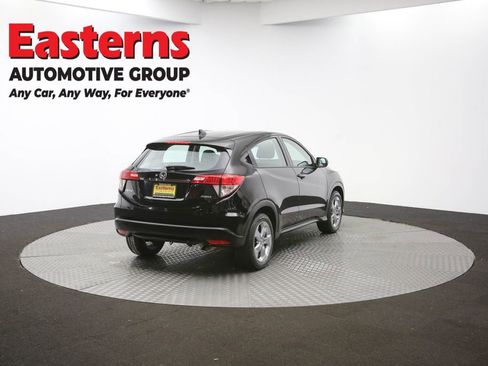 Used 2019 Honda HR-V LX image 37