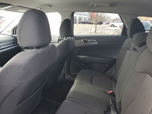Certified 2023 Kia Sportage LX image 8