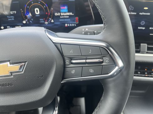 Used 2026 Chevrolet Equinox LT w/ LPO, Floor Liner Package AWD/4WD image 18