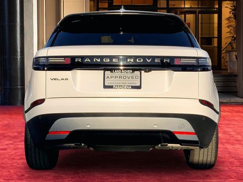Used 2025 Land Rover Range Rover Velar S image 4