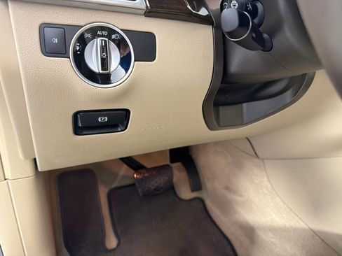 Used 2015 Mercedes-Benz ML 350 4MATIC w/ Premium 1 Package image 12