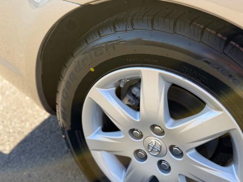 Used 2007 Toyota Avalon Limited image 43