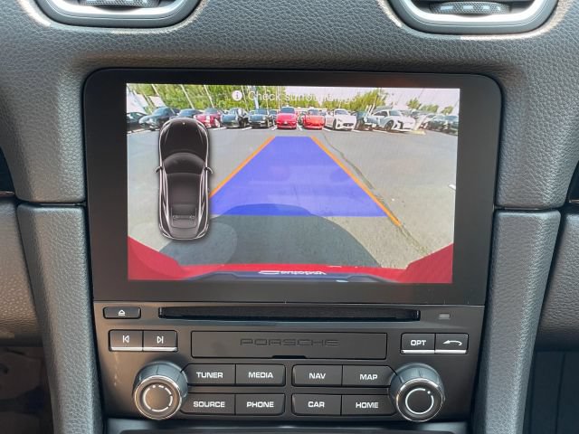 Used 2023 Porsche 718 Cayman w/ 718 T Interior Package RWD image 35