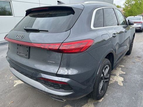 Certified 2025 Audi Q5 Premium w/ Convenience Package AWD/4WD image 6