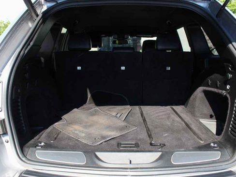 Used 2015 Jeep Grand Cherokee Limited AWD/4WD image 9