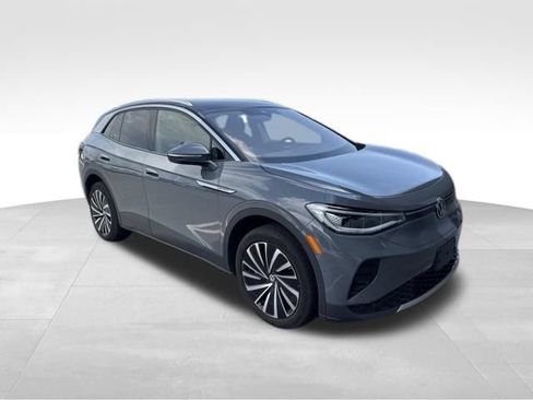 Used 2023 Volkswagen ID.4 Pro S Plus AWD/4WD image 2