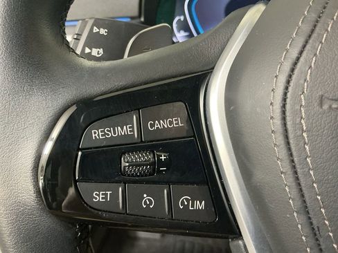 Certified 2023 BMW 530e xDrive w/ Premium Package image 20