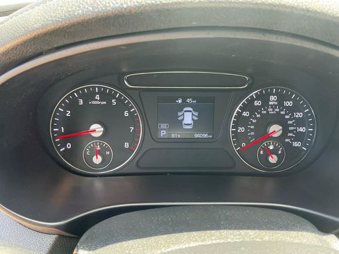 Used 2019 Kia Sorento AWD V6 image 19