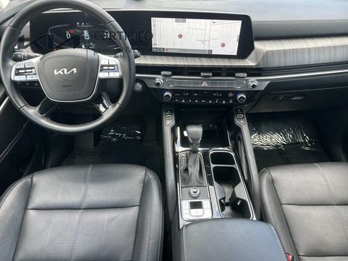 Certified 2023 Kia Telluride EX w/ EX Captain's Chair Package FWD image 14