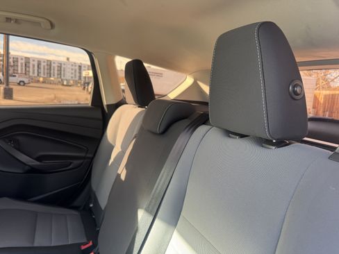 Used 2018 Ford Escape S image 15