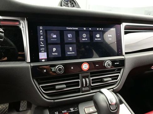 Certified 2024 Porsche Macan Turbo AWD/4WD image 10