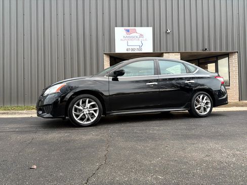 Used 2013 Nissan Sentra SR w/ Electronics Pkg image 2