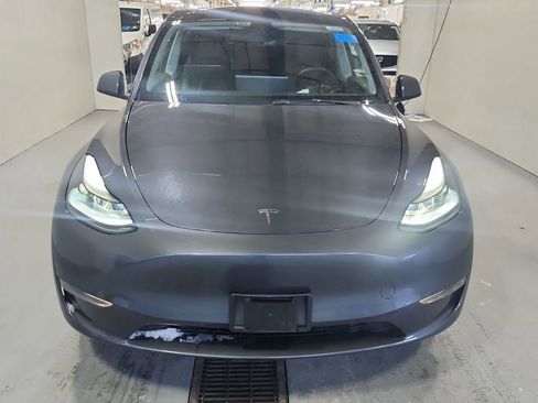 Used 2023 Tesla Model Y Long Range image 2
