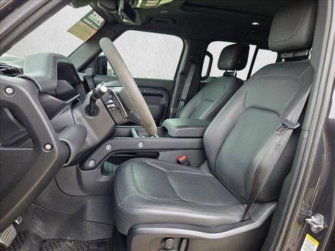 Certified 2023 Land Rover Defender 110 V8 image 16