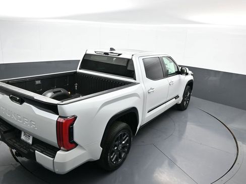 New 2024 Toyota Tundra Platinum image 38